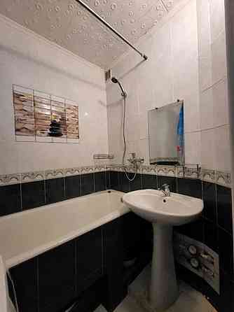 Оренда Квартира 3-кімнатна, 2/11 поверх на проспект Воскресенський, 13/2 Київ