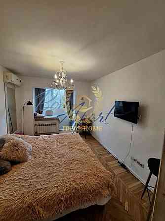 Продаж Квартира 2-кімнатна, 2/5 поверх на Алматинская ул., 56 Киев