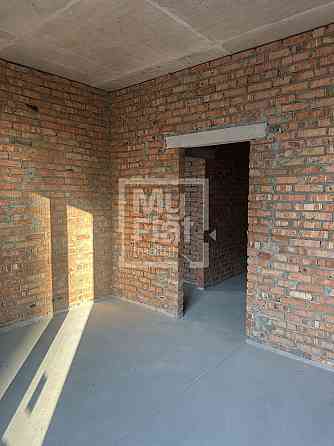 Продаж Квартира 4-кімнатна, 16/23 поверх на вул. Звіринецька Киев