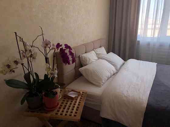 Оренда Квартира 1-кімнатна, 12/16 поверх на ул. Санаторная, 18 Київ