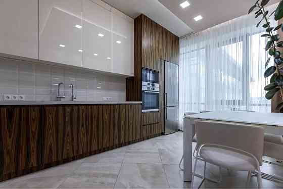 Оренда Квартира 2-кімнатна, 23/24 поверх на Дніпровська вул., д. 14а Kiev