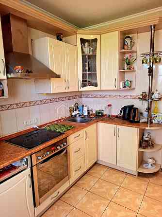 Продаж Квартира 3-кімнатна, 8/12 поверх на вул. Астрономічна Харків