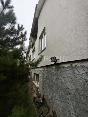 Продаж 2-поверховий Будинок з ділянкою 12 сот 300 кв.м 3 кімн. на Возз'єднання Сторожниця