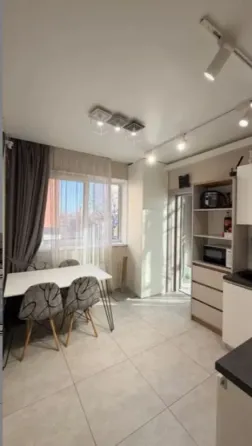 For sale 2-room Apartment 66 sq.m малиновского Odessa