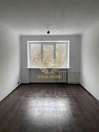 Продаж Квартира 1-кімнатна, 4/5 поверх на Алматинская ул., 72 Киев