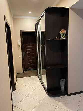 Продаж Квартира 3-кімнатна, 1/5 поверх на Ґарета Джонса вул., д. 6 Київ