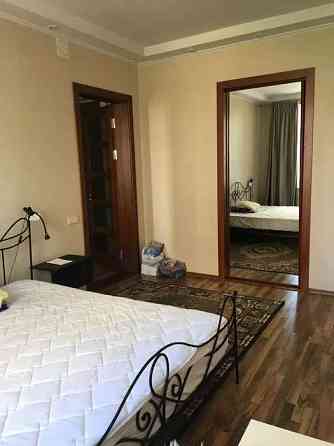 Оренда Квартира 2-кімнатна, 4/4 поверх на ул. Симона Петлюры Київ