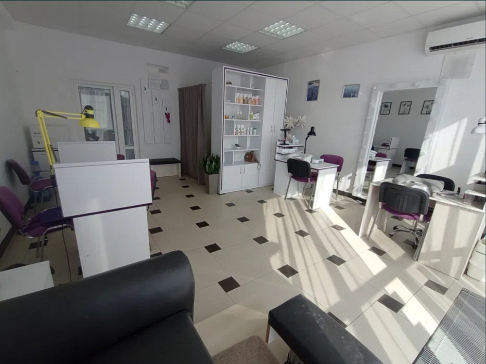 Оренда приміщення вільного призначення на вул. Торговиця поверх - 3/6 Тернополь - изображение 1