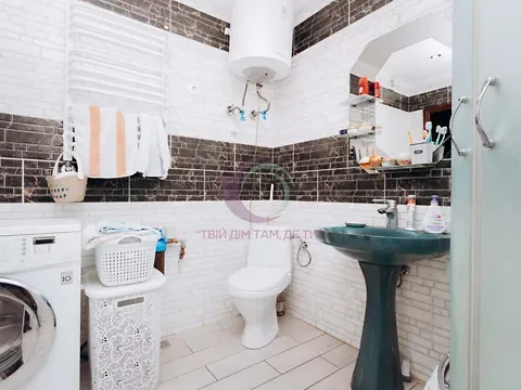 Продаж 3к Квартира 80 кв.м Вокзальна (Гагаріна Юрія) вулиця 54Б Чернівці - фото 5