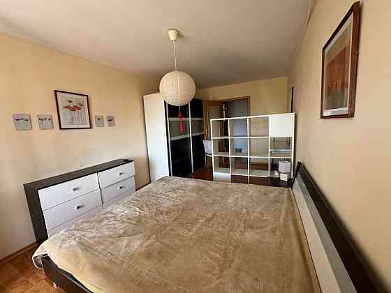 Продаж Квартира 3-кімнатна, 6/10 поверх на Холодильная ул., 79 Днепр