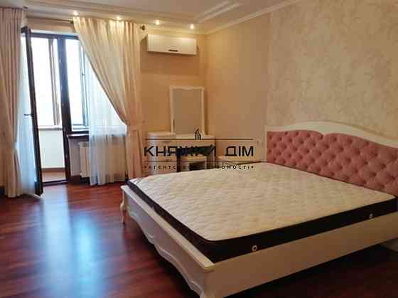 Оренда 5-ти кімнатної квартири з паркінгом метро Печерська, код № 11195657 Київ