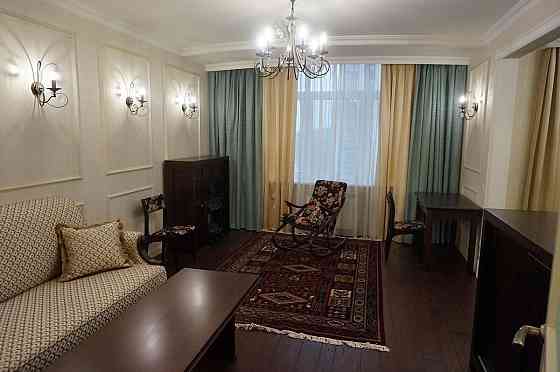 Оренда Квартира 2-кімнатна, 12/24 поверх на Парково-Сирецька, 4в Киев