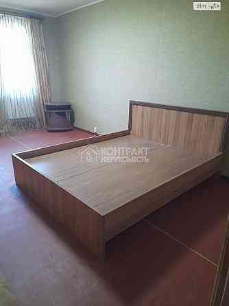 Продаж Квартира 3-кімнатна, 9/9 поверх на вул. Баварский Харьков