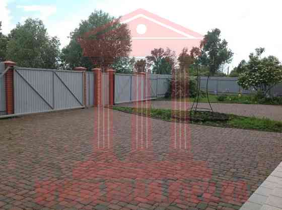 Продаж 3-поверховий Будинок з ділянкою 19 сот 426 кв.м   