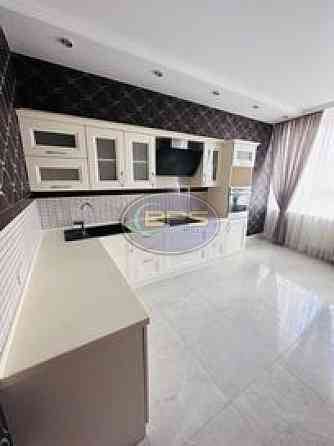 Продаж 3к квартири 102 кв. м Одеса