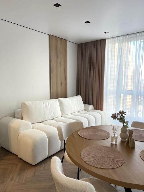 Продаж Квартира 2-кімнатна, 16/25 поверх на Всеволода Змієнка вул., д. 15/23 Київ - фото 1