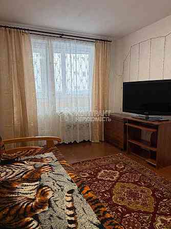 Продаж Квартира 1-кімнатна, 10/12 поверх на вул. Перемоги Kharkiv