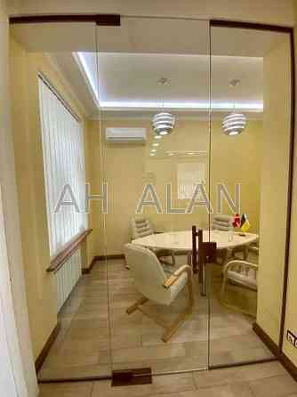 Оренда офісне приміщення на Мазепи Івана вул., 3Б приміщень - 3, поверх - 1/7 Київ