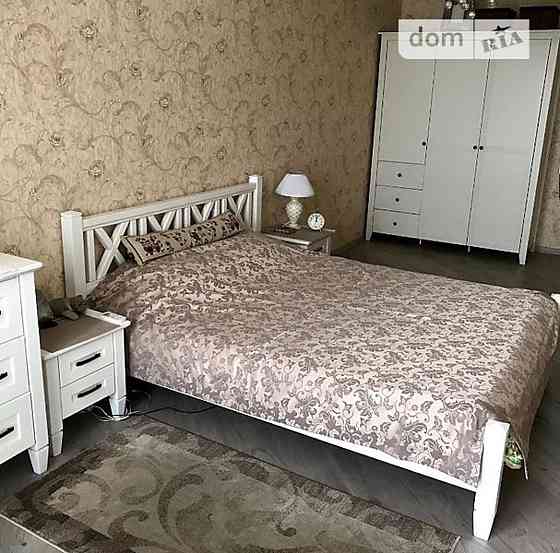 Оренда Квартира 2-кімнатна, 6/27 поверх на ул. Юрия Шумского Kiev