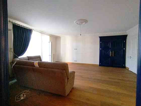 Трехкомнатная квартира в клубном доме в Отраде. Одесса