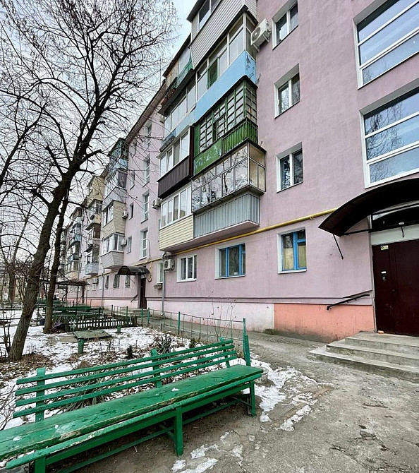 Продаж Квартира 2-кімнатна, 1/5 поверх на Батумская ул., 7 Дніпро - фото 1