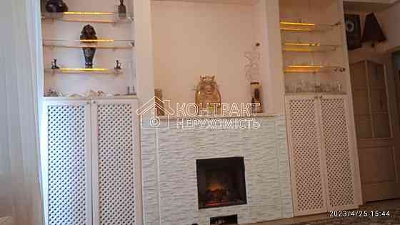 Продаж Квартира 2-кімнатна, 4/4 поверх на вул. Бібліка Харьков