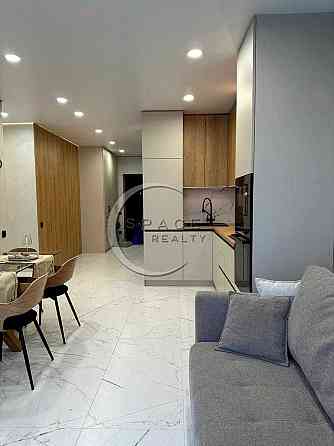 Продаж Квартира 3-кімнатна, 18/24 поверх на Родини Крістерів вул., д. 14-В Kiev