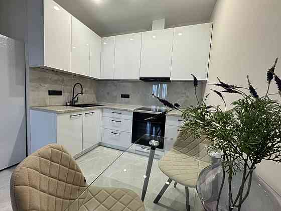 1-комнатная с ремонтом в ЖК Скай Сити, ул. Варненская Odessa