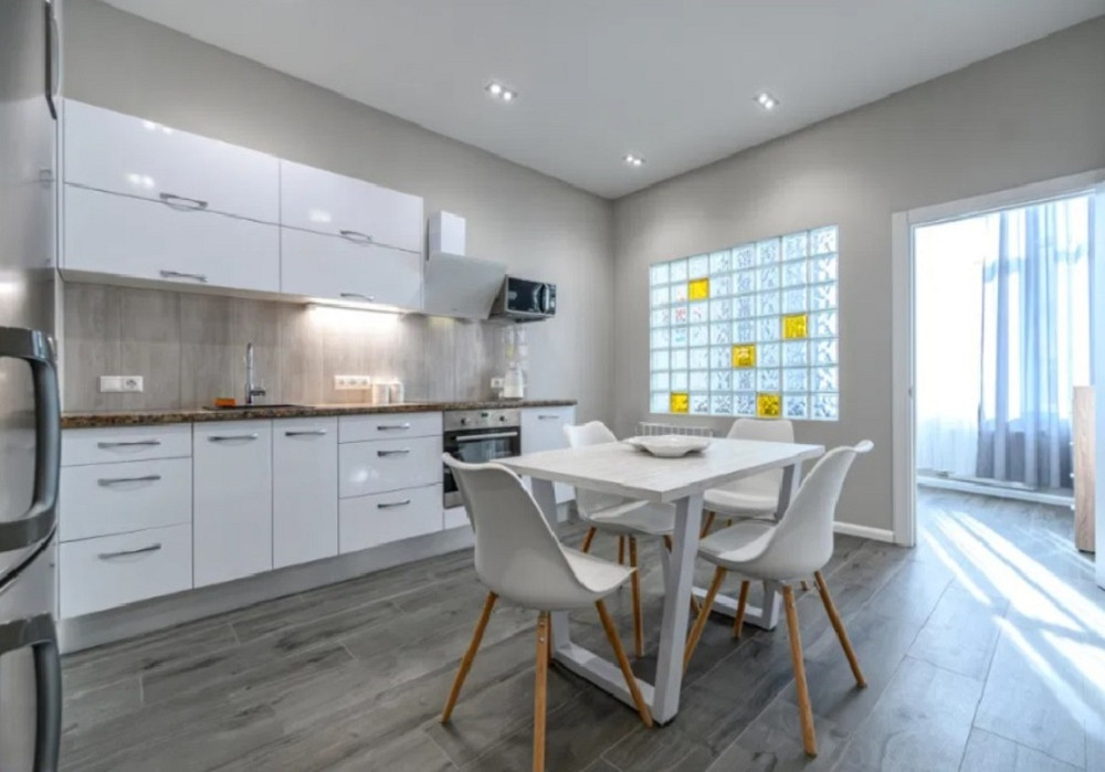 Оренда Квартира 3-кімнатна, 3/13 поверх на Аркадиевский пер., 9/1 Одесса - изображение 1