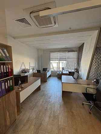 Оренда офісне приміщення на Михайла Максимовича вул., 8 приміщень - 9, поверх - 4/6 Київ