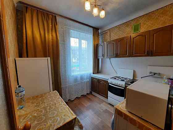 Оренда Квартира 1-кімнатна, 3/5 поверх на вул. Будівельників, 26/8 Киев