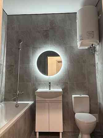 Двух комнатная квартира с ремонтом в 8 Акварели Лиманка