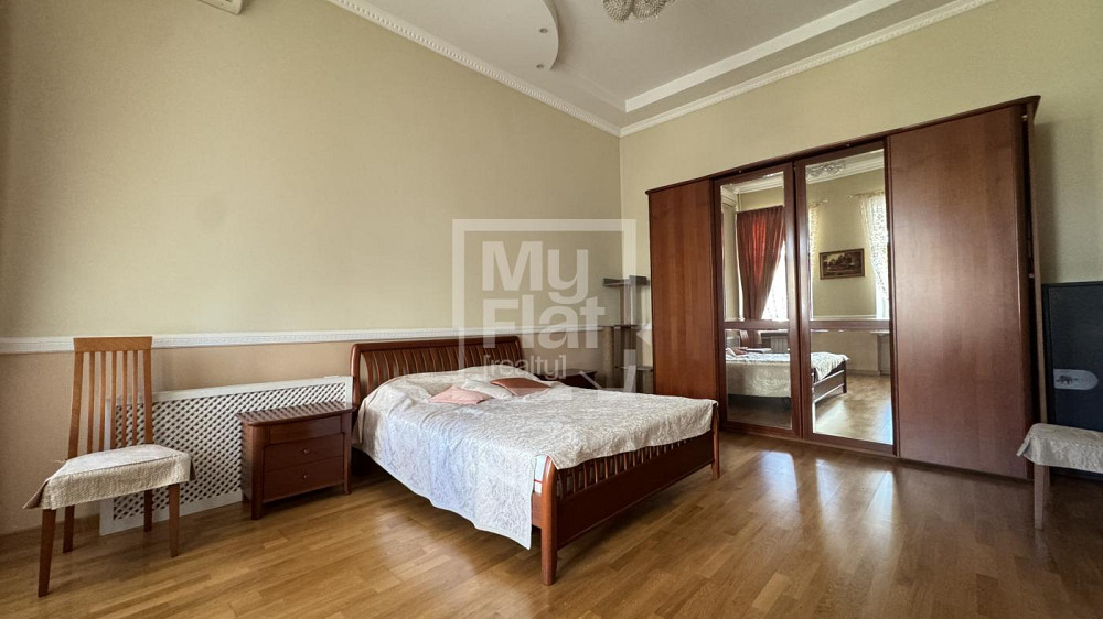 Оренда Квартира 4-кімнатна, 4/5 поверх на вул. Хмельницького Богдана Kiev - photo 3