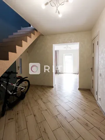 Продаж 2-поверховий   152 кв.м 5 кімн. на Садова вулиця 25  - фото 19