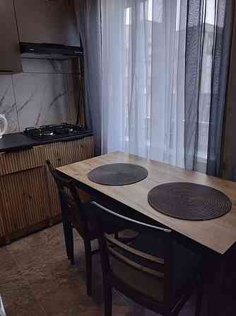 Оренда Квартира 3-кімнатна, 7/9 поверх на Миколайчука, 9 Kiev