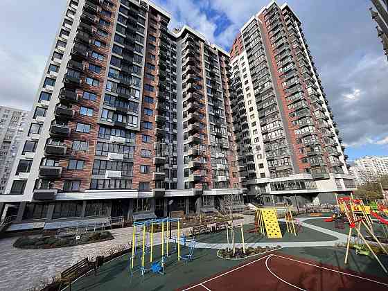 Продаж Будинок 3-кімнатний на Кустанайська вул., 13 Kiev