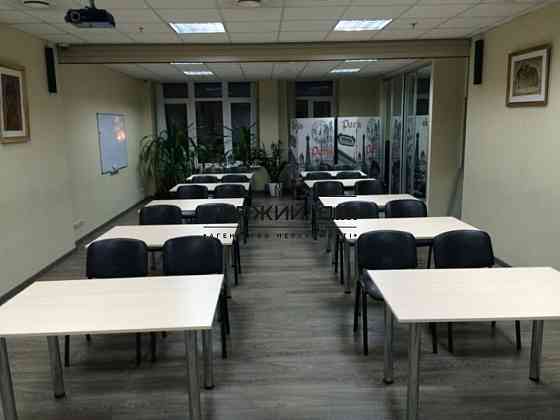 Оренда офісне приміщення на Днепровская Набережная наб. поверх - 4/24 Kiev