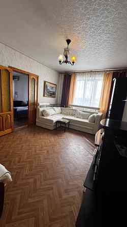 Оренда Квартира 3-кімнатна, 9/16 поверх на вул. Балакірєва Kharkiv