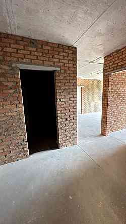 Продаж Квартира 2-кімнатна, 14/23 поверх на Василівська вул., д. 1 Kiev