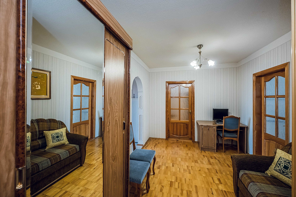 Продаж Квартира 3-кімнатна, 14/16 поверх на Рональда Рейгана вул., д. 26 Київ - фото 2