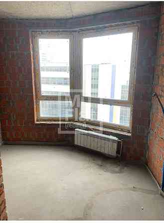 Продаж Квартира 3-кімнатна, 6/15 поверх на вул. Деміївська Киев