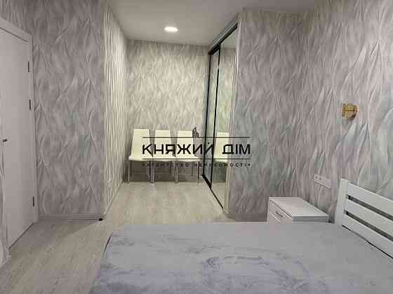 Оренда Квартира 1-кімнатна, 11/25 поверх на Ужгородский пер. Київ