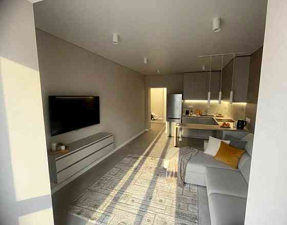 Продаж Квартира 1-кімнатна, 7/9 поверх на Метрологічна вул., д. 21-А Киев