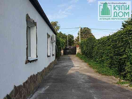 Продам розкішний будинок з гарною садибою у Вільному. Кропивницький