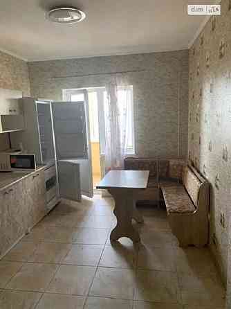 Продаж Квартира 1-кімнатна, 7/36 поверх на Харківське шосе, 19Б Kiev