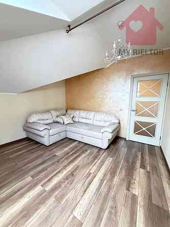 Продаж Квартира 4-кімнатна, 4/5 поверх на Перемоги Uzhhorod