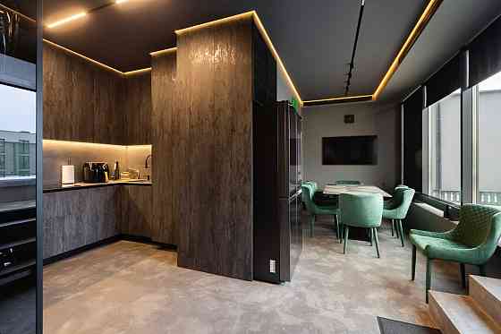 Продаж Квартира 3-кімнатна, 7/9 поверх на Набережно-Рибальська дорога вул., д. 3 Киев