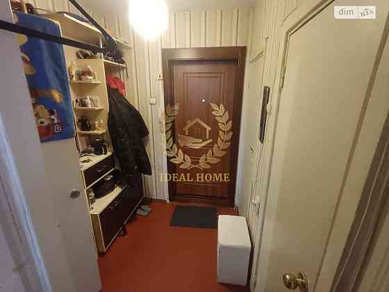 Продаж Квартира 1-кімнатна, 6/9 поверх на Симиренко ул., 26А Kiev