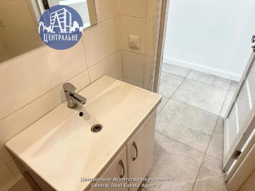 Продаж Окрема будівля / частина будівлі площа 170 кв.м на Героїв Майдану 66 Чернівці - фото 7