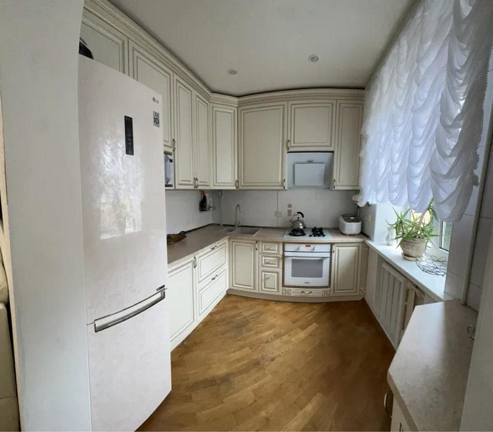 Продаж Квартира 3-кімнатна, 3/3 поверх на вул. Київська Житомир - фото 2